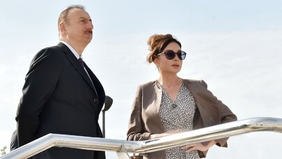 İlham Əliyev və Mehriban Əliyeva Qırğızıstanda açılışda iştirak etdi