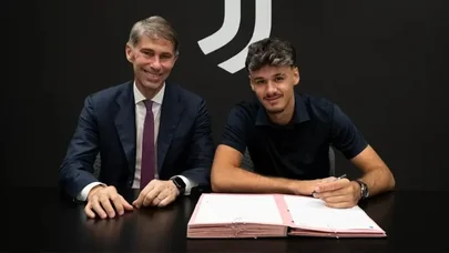 “Yuventus” 18 yaşlı Kərimi transfer etdi - 30 milyona