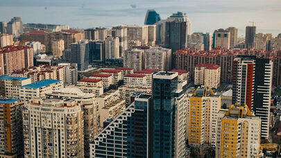 Bakının bu ərazilərində mənzillərin kvadratı 7 min oldu - Video