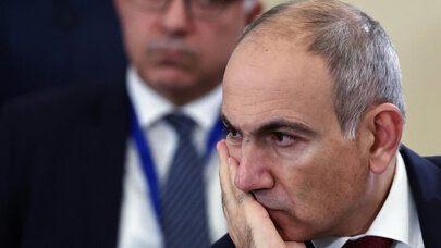 İrəvandan Bakıya gələn siqnallar: Paşinyan referenduma gedə biləcəkmi?