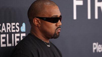 Prodüser Kanye Uesti məhkəməyə verdi - İki iddia var