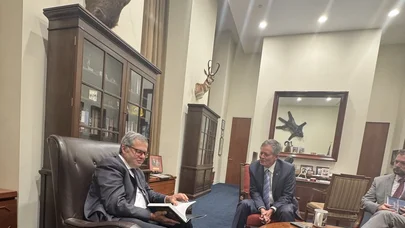 Azərbaycanın ABŞ-dakı səfiri senator Stiv Deynslə görüşdü - FOTO