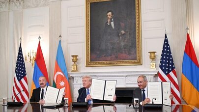 Vaşinqtondan 1 il sonra: Cənubi Qafqazda yeni eranı kim başladı?