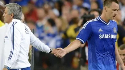 Mourinyo hələ 20 il əvvəl casusluq edirmiş: Terri sirri açdı