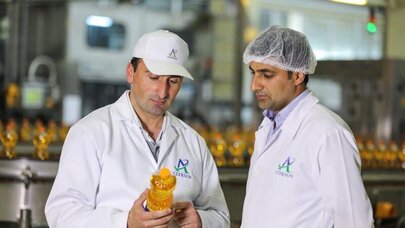 “Azərsun Holdinq” yerli xammaldan günəbaxan yağı istehsalını 4000 tona çatdıracaq - FOTO