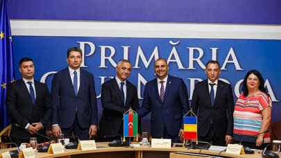 Elçin Yusubov Rumıniyanın Kluj-Napoka şəhərinin rəhbərliyi ilə görüşdü - FOTO