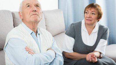 Artıq 60 yaşdan yuxarı cütlüklər də boşanır - Azərbaycanda nə baş verir?