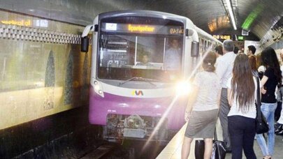 Metroda sərnişinlərin hərəkəti necə tənzimlənir? - VİDEO