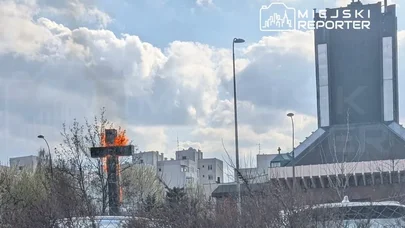 1667-ci ilə aid dini abidə külə çevrildi - FOTO