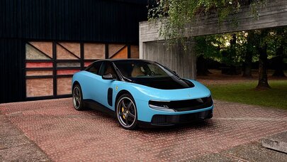 "Ferrari" tarixində rekord: İlk elektrikli model görün neçəyə satıldı