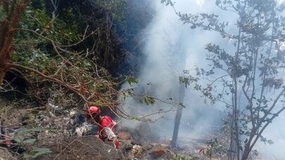 Dəhşətli helikopter qəzası: ölkə kəşfiyyatının rəhbəri və həyat yoldaşı həlak oldu