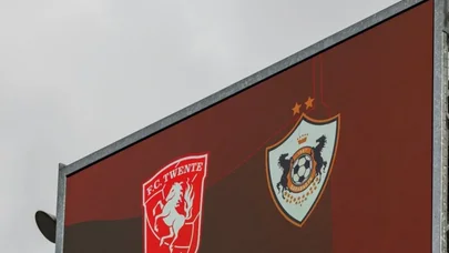 Konfrans Liqası: "Tvente" - "Qarabağ" oyunu başladı - YENİLƏNİR