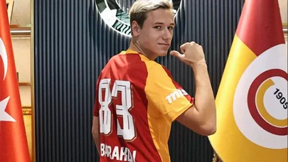 “Qalatasaray”ın yeni ulduzu məşhur türkün qonağı oldu - FOTO