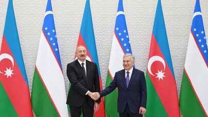 İlham Əliyev Şavkat Mirziyoyevi “Heydər Əliyev” ordeni ilə təltif etdi