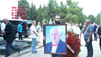 Xalq artisti Tofiq Bakıxanov II Fəxri xiyabanda dəfn edildi