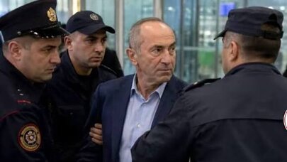 Köçəryan və oğlunun saxlanılmasının görüntüləri yayıldı -  VİDEO