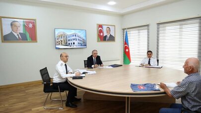 Baş prokuror vətəndaşları qəbul etdi