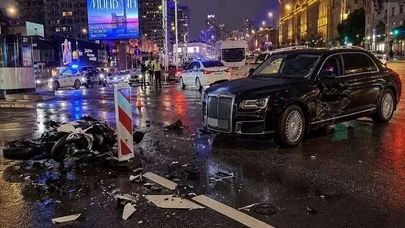 Məşhur partiya sədri lüks avtomobili ilə qəzaya düşdü