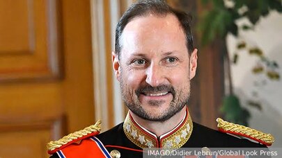 Norveçin yeni kralı o oldu