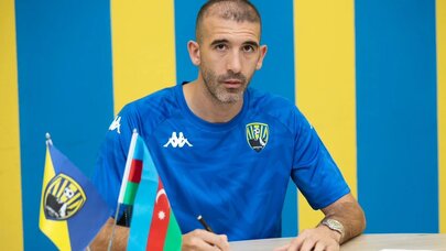 "Kəpəz" albaniyalı mərkəz müdafiəçisi ilə anlaşdı