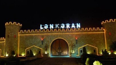 Britaniyalı bloger Lənkəranda görün nəyə heyrətləndi - Video