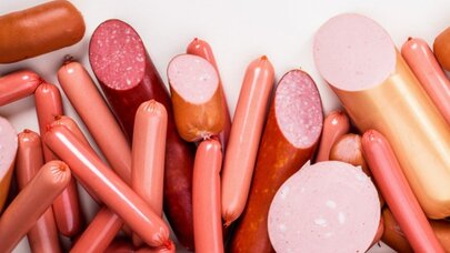 Baha ət, ucuz kolbasa - Necə hazırlandığı bəlli oldu