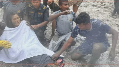 Nepalda daha bir möcüzə: 10 gün sonra dağıntılar altından sağ çıxdı - VİDEO