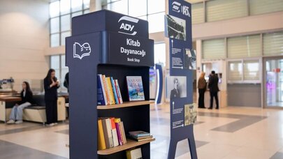 Sumqayıt Dəmiryol Vağzalında "Kitab Dayanacağı" istifadəyə verildi