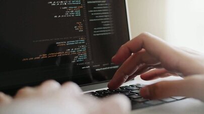 İnsanlığı məhv edəcək - Daha bir məşhur süni intellekt tədqiqatçısı sektoru tərk etdi