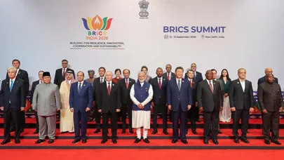 Liderlər yeməkdən narazı qaldı: BRICS sammitində ət qadağası - FOTO