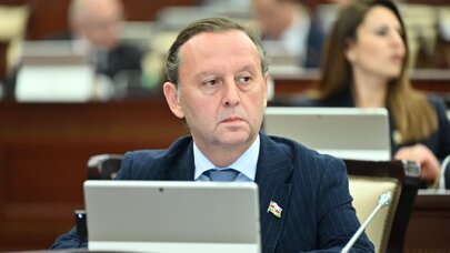 Azərbaycan bütün təzyiqlərə rəğmən torpaqlarını azad etdi - Samir Vəliyev