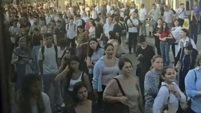 Bakıda dayanacaqlarda insan izdihamı... - VİDEO