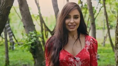 Leyla Əliyeva Nüsrət Kəsəmənlinin məşhur şeirini səsləndirdi - Video