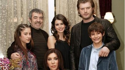 "Aşk-ı Memnu"nun məşhur aktrisası vəfat etdi - FOTO