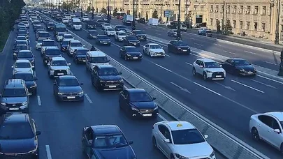 Bakıda axşam tıxacı: 27 yol keçilməz oldu - Siyahı