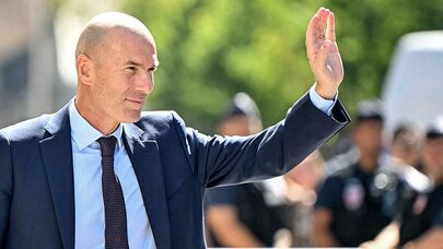 Zidan onlara yeni qayda tətbiq etdi - FOTO