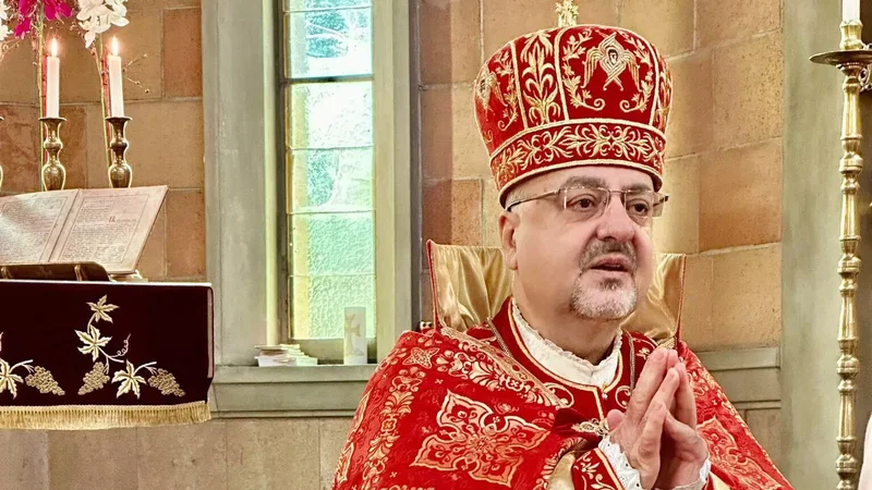 Məşhur erməni yepiskop kazinoda belə qumar oynadı - FOTO