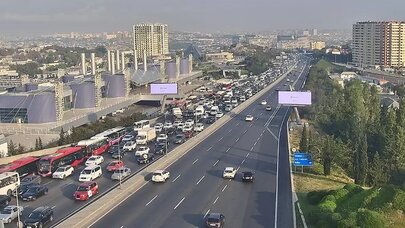 Bakıda bu yollarda tıxac var - Siyahı