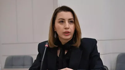 Bakıdan İrəvana qayıdan Kristine Qriqoryan jurnalistlərə nə deyib?