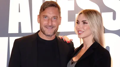 Totti ilk öpüşündən danışdı: “Avstraliyaya vurduğum penalti kimi idi”