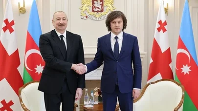 Prezident ad günü münasibətilə Kobaxidzeni təbrik etdi