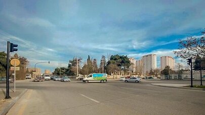 Bakıda tıxaca görə bu yolda işıqforlar quraşdırıldı - FOTO