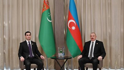 İlham Əliyev Türkmənistan Prezidentini təbrik etdi