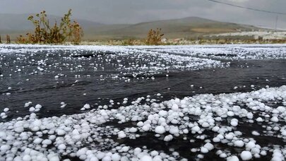 Bəzi rayonlara dolu düşəcək, sulu qar yağacaq