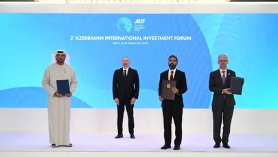 II Azərbaycan Beynəlxalq İnvestisiya Forumunda sənədlər mübadilə edildi - FOTO