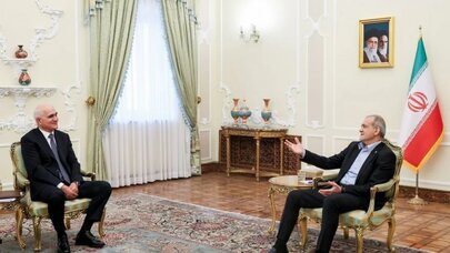 Şahin Mustafayev Pezeşkianla görüşdü