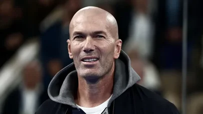 Zidan Fransaya görə başqa bir Avropa millisinin təklifini rədd edib