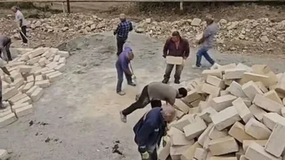 Şamaxıda sakinlər yolu öz hesablarına təmir edirlər - VİDEO