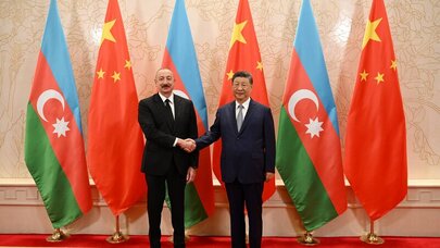 Prezident İlham Əliyev Si Cinpini təbrik etdi