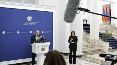 "Xalqın səbr kasası dolur!" - Paşinyandan Ermənistandakı korrupsiya ilə bağlı xəbərdarlıq
